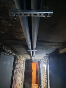 Смяна на хоризонтални щрангове в подземие